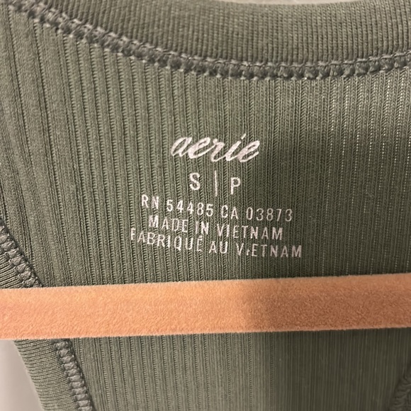 NWT. Aerie Ribbed Midi Dress. Round Hem. Olive Green. Small. - Picture 3 of 5